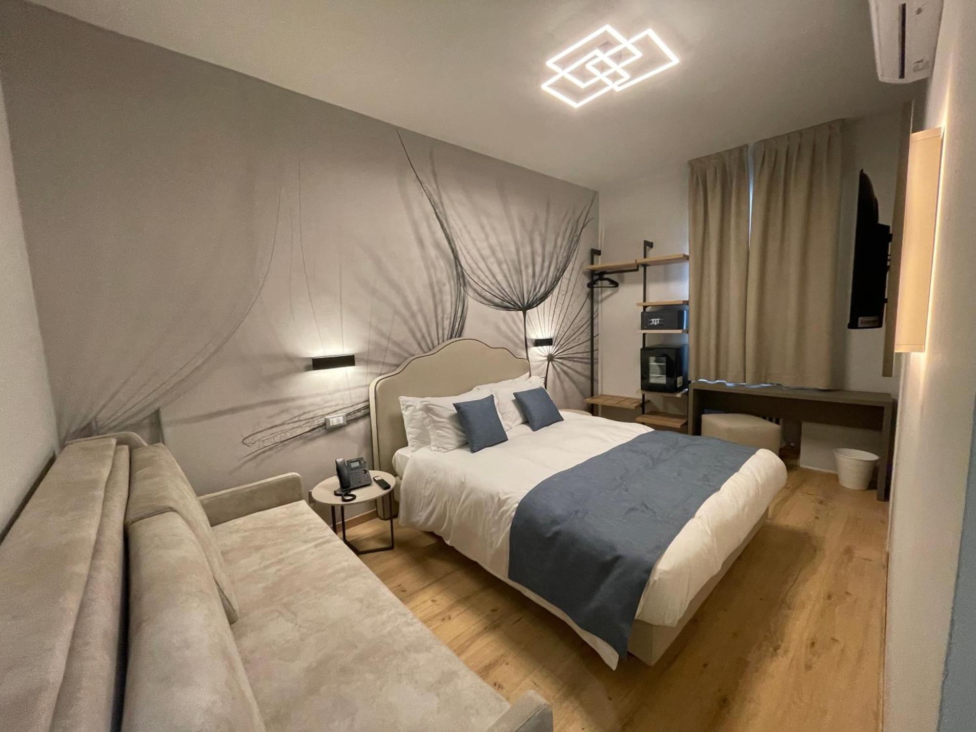 Hotel Central Giacomini Salò Zewnętrze zdjęcie