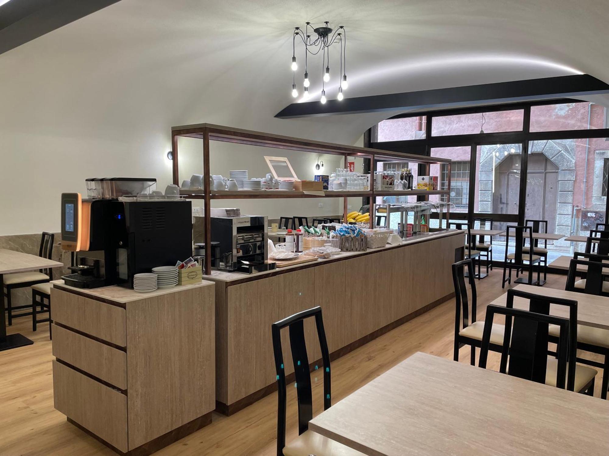 Hotel Central Giacomini Salò Zewnętrze zdjęcie