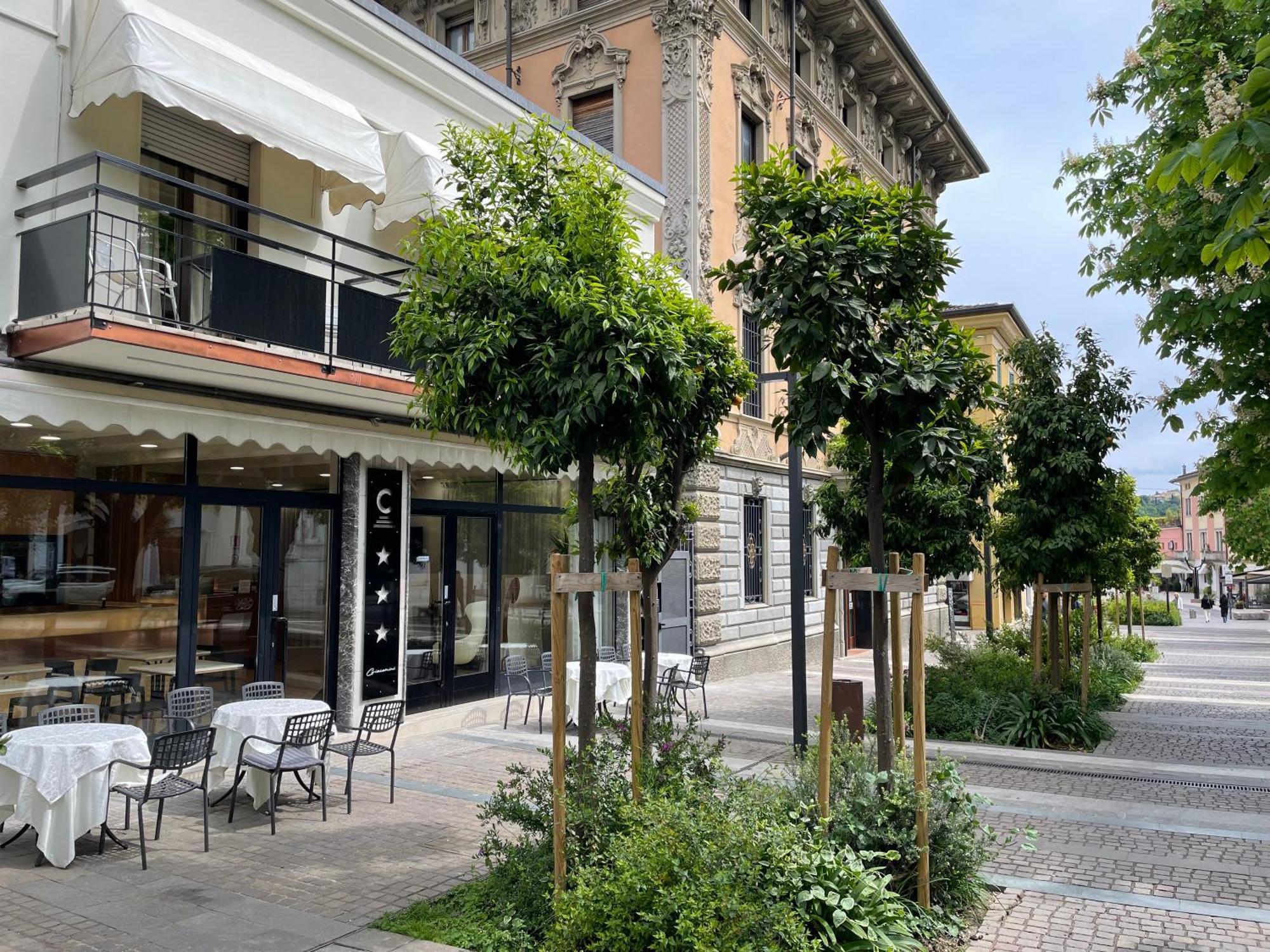 Hotel Central Giacomini Salò Zewnętrze zdjęcie