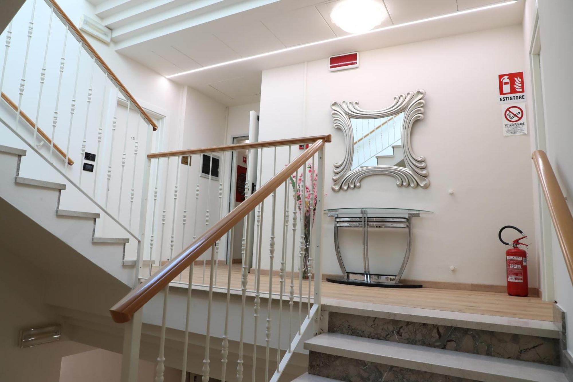 Hotel Central Giacomini Salò Zewnętrze zdjęcie