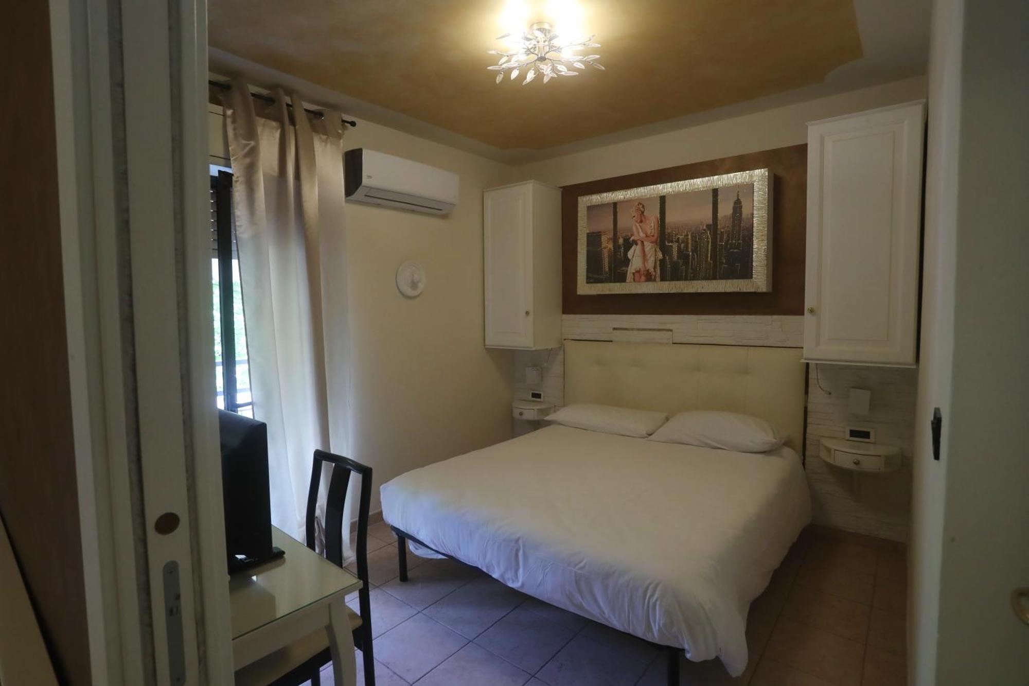 Hotel Central Giacomini Salò Zewnętrze zdjęcie