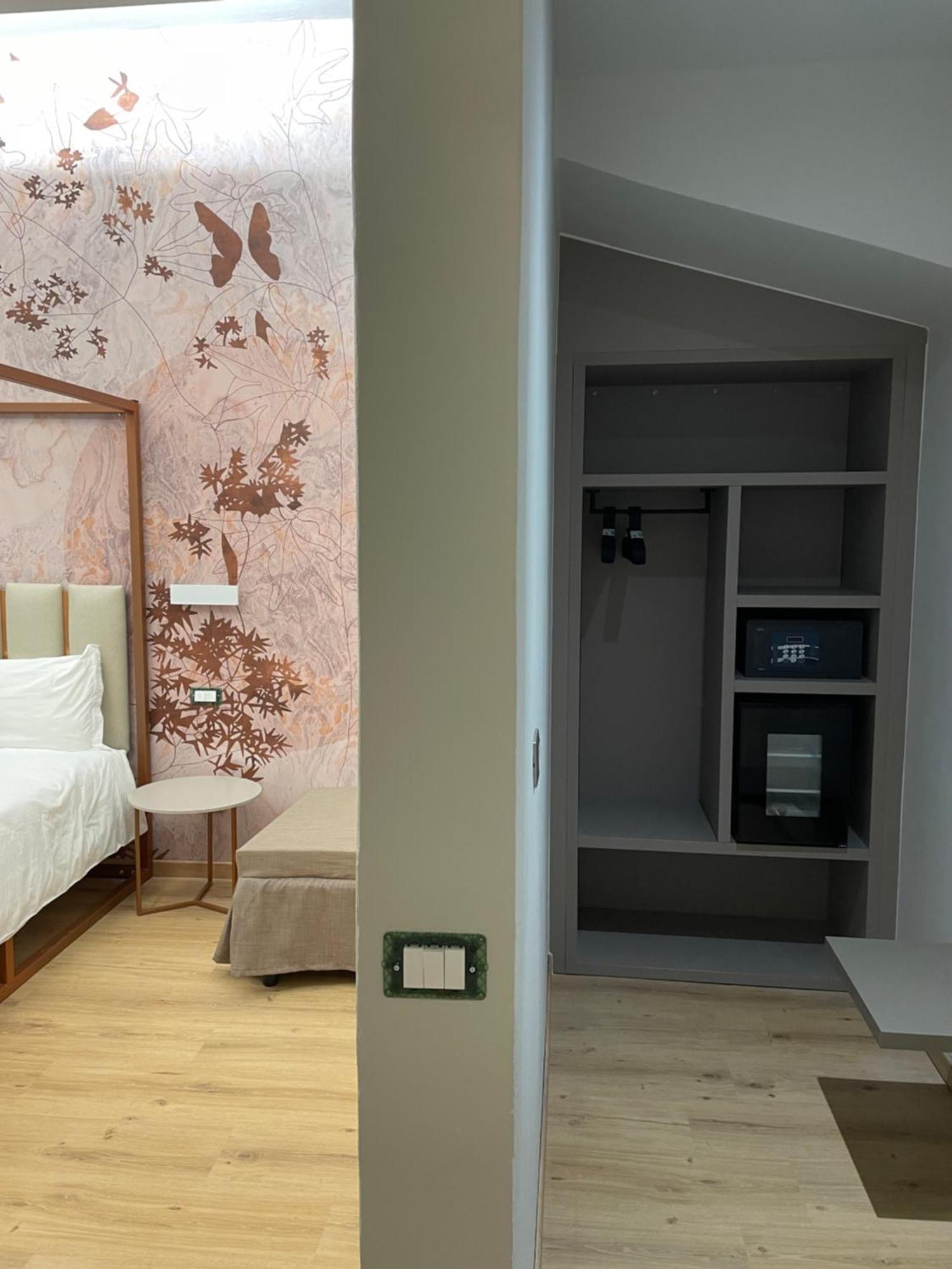 Hotel Central Giacomini Salò Zewnętrze zdjęcie