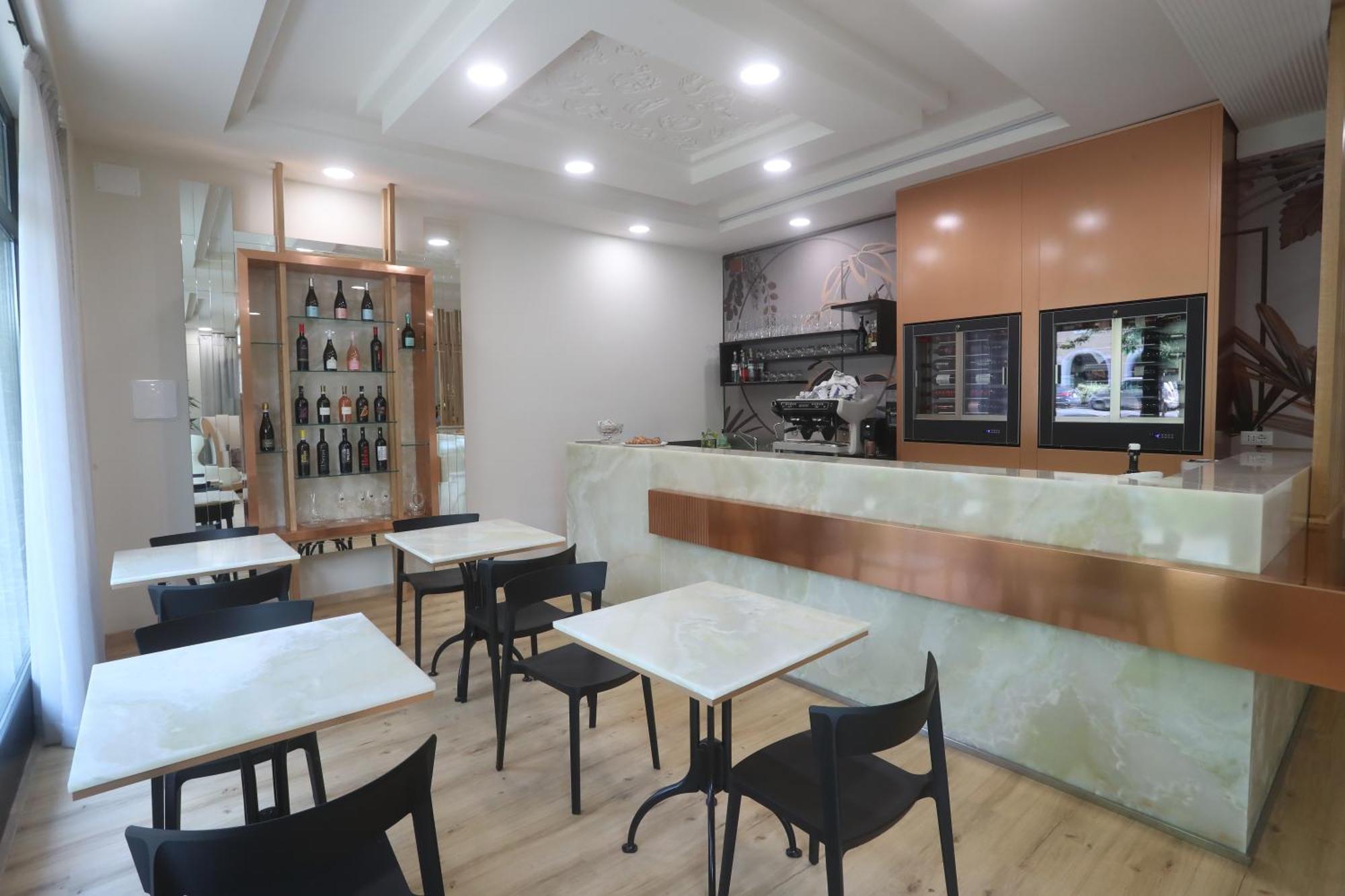 Hotel Central Giacomini Salò Zewnętrze zdjęcie
