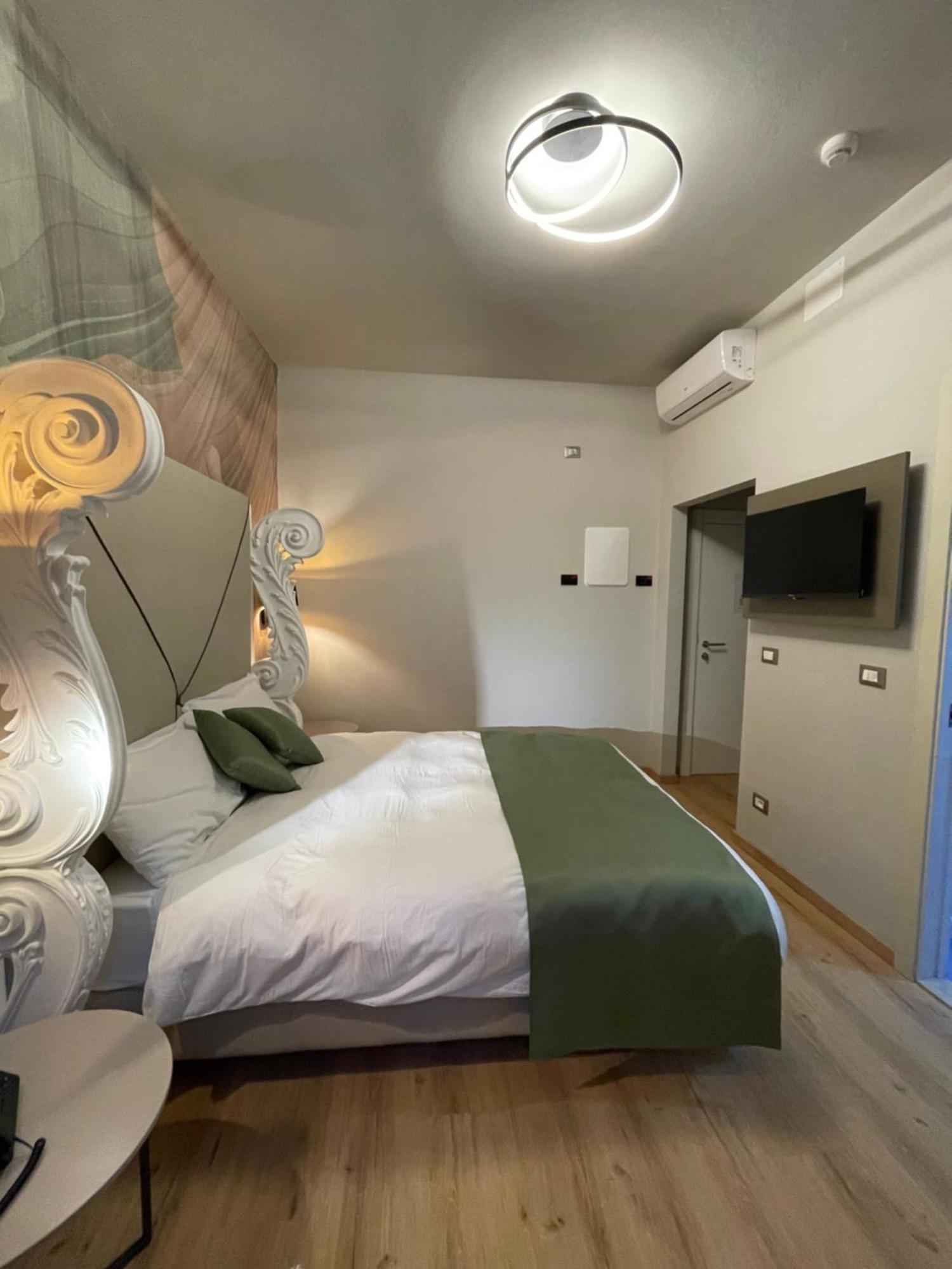 Hotel Central Giacomini Salò Zewnętrze zdjęcie